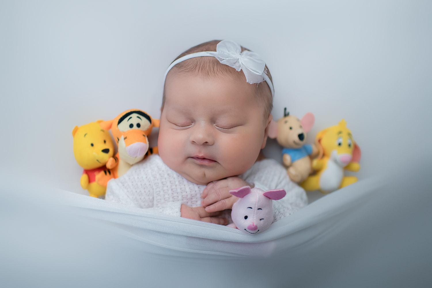 Newborn photography in studio with Lisa Rowland